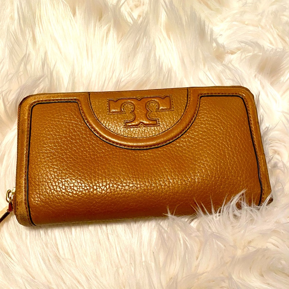 Tory Burch Wallet